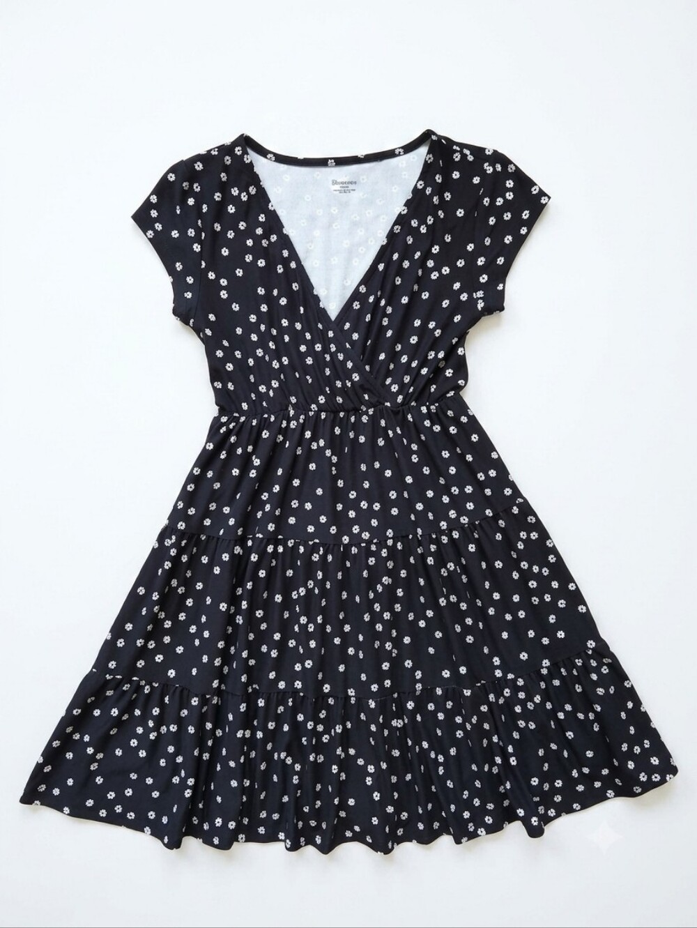 No Boundaries Tiered Surplice Dress with Cap Sleeves Black with White Flowers XS